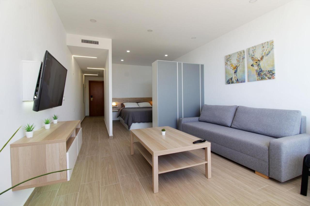 Apartamento Las Palmeras Apartment Fuengirola Exterior photo